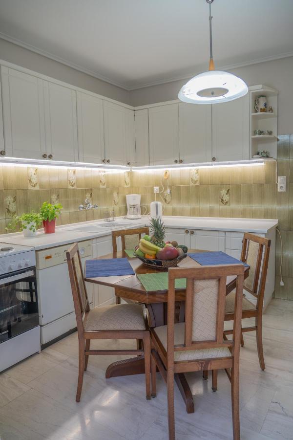 Aiolos Apartment เอเธนส์ ภายนอก รูปภาพ